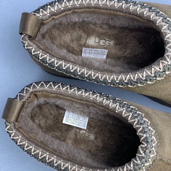 UGG Tazz Platform Shearling Lined Slipper - Picture 9 of 9